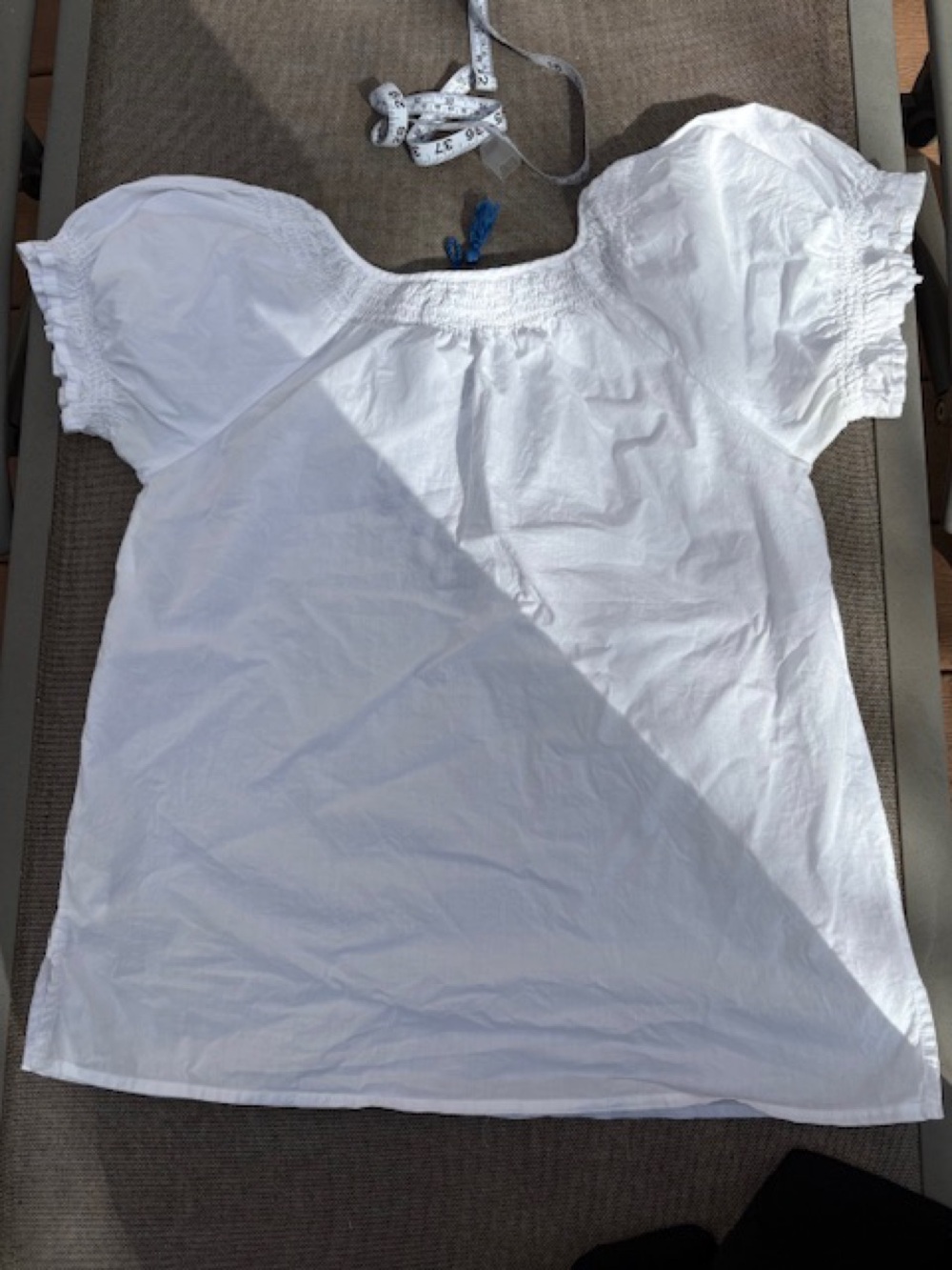 White Cotton Peasant Blouse with Embroidery, excellent condition women’s size S - Picture 2 of 7